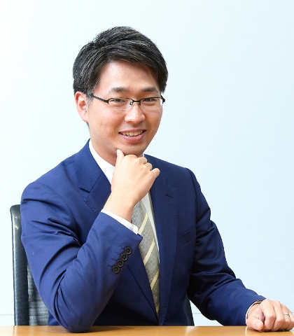 大日方 翔